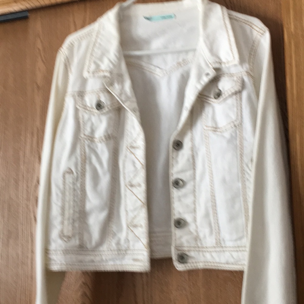 Off white short jacket.